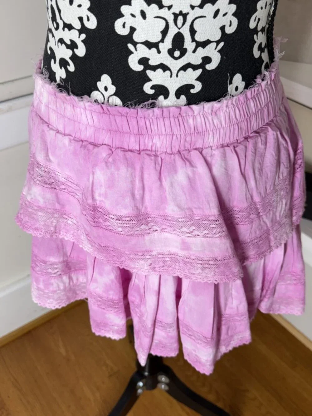 LoveShackFancy Ruffle Mini Skirt Pink Begonia Hand Tie Dye M NWT Cotton Lace